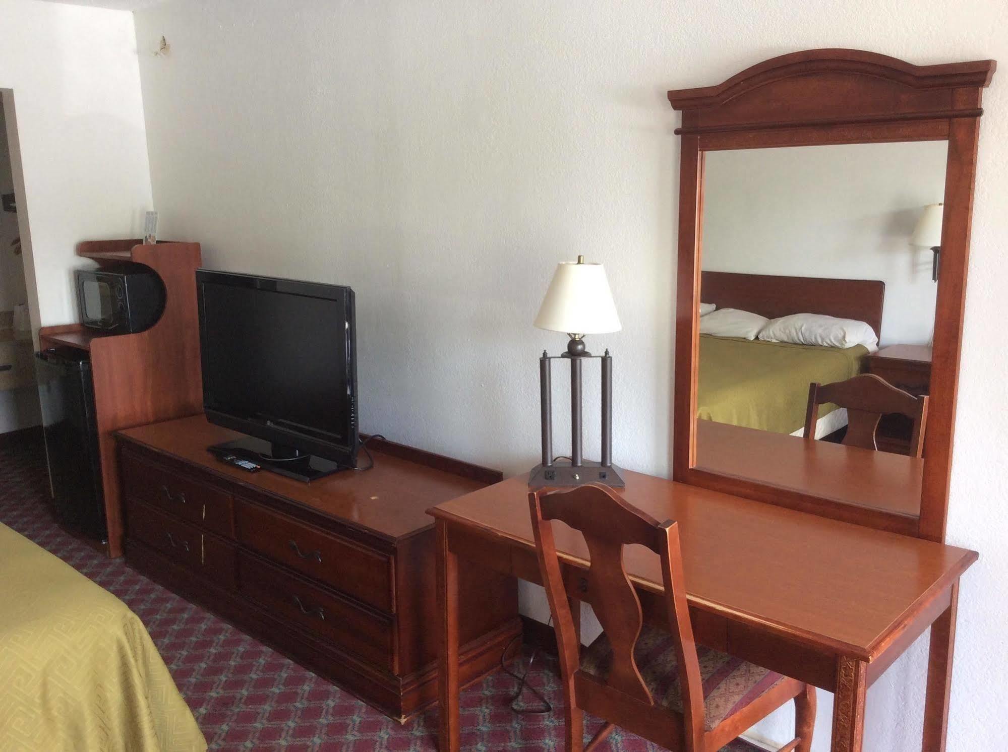 Relax Inn Milledgeville Exterior foto